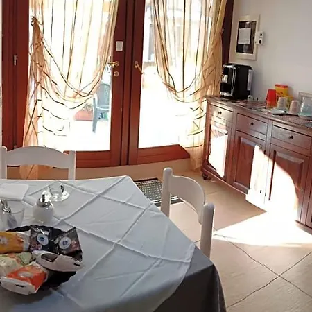 Bella Locazione Turistica Bed & Breakfast *