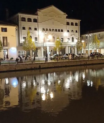 Bella Locazione Turistica Alojamento de Acomodação e Pequeno-almoço Adria
